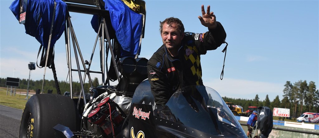 Stig Neergaard er i sin Top Fuel-dragster Danmarks hurtigste på fire hjul
(Foto: Topfuel.eu)